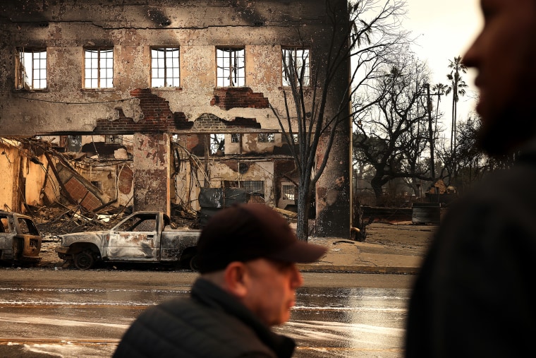 Eaton fire, Altadena, businesses burned.